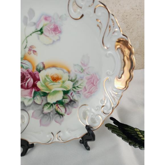 Vintage Porcelain Handled Dish with Cut-outs Edge Florals with Guilt Trim 8.5" - Picture 4 of 7